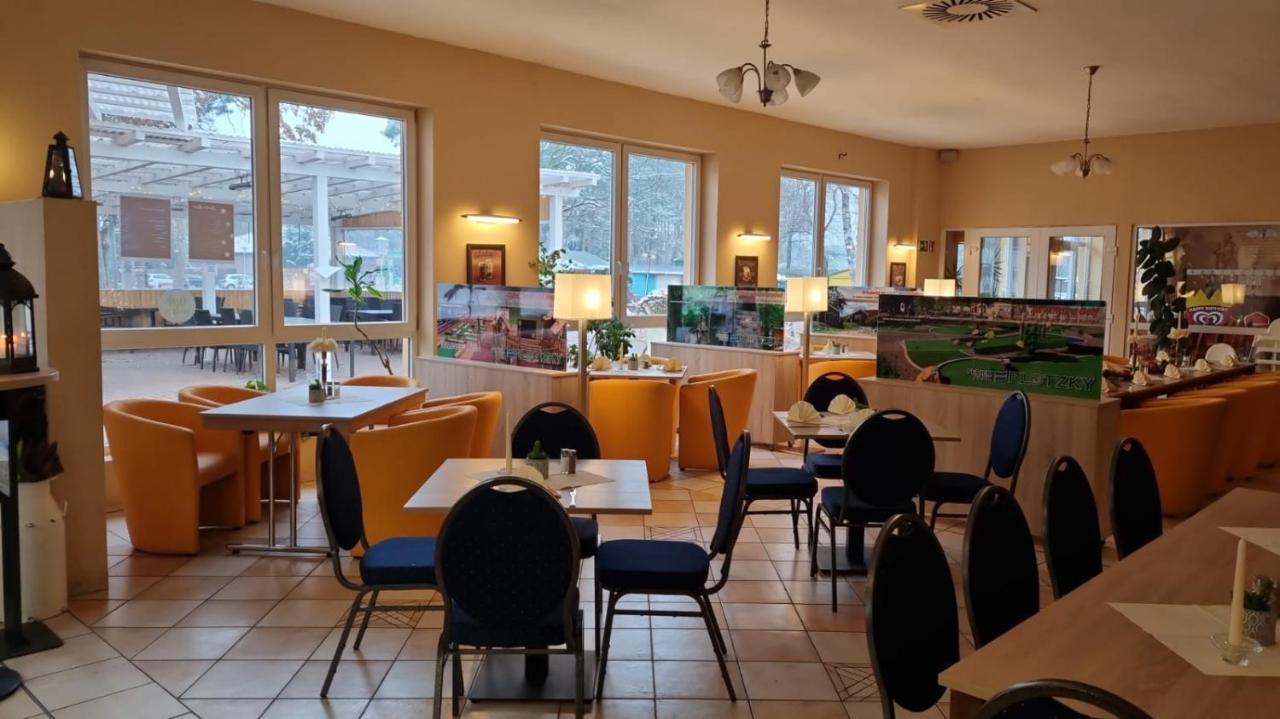 Ferien-& Erlebnispark Ploetzky 舍纳贝克 外观 照片